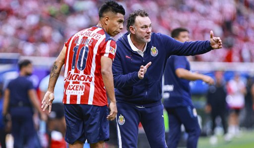 Chivas recupera a Alvarado y encara 'cinco finales' por la Liguilla directa