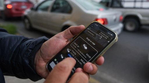 Gobierno Aclara: Uber Sigue sin Autorización para Operar en Aeropuertos