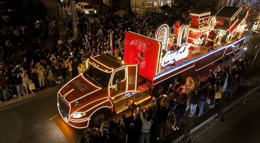 Regresan las Caravanas Navideñas de Coca-Cola a Cuatro Ciudades Colombianas