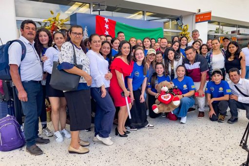 Gobernación de Santander Impulsa el Bilingüismo con Programa de Inmersión en Canadá