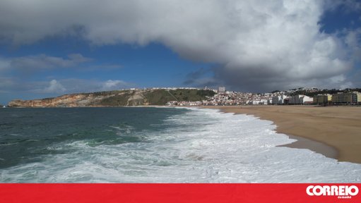 Descargas Ilegais na Praia da Nazaré Levam Autarquia a Apresentar Queixa