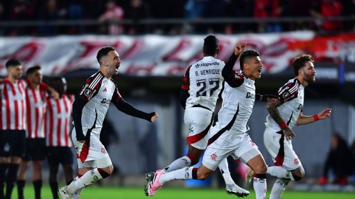 Flamengo sufre pero avanza a semifinales tras vencer a Estudiantes por penales