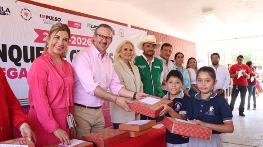 Gobierno de Coahuila concluye entrega de útiles y uniformes escolares a más de 533 mil alumnos