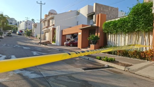 Ataques Armados e Incendios Provocados Aterrorizan a la Colonia Colinas de San Miguel