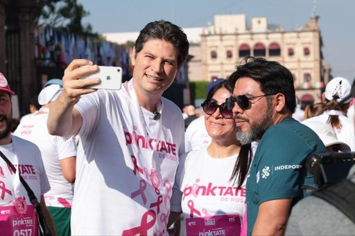 Carrera "Pinktate de Rosa" Pinta de Solidaridad el Centro de Morelia