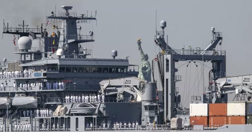 Estados Unidos despliega una fuerza militar en el Caribe y eleva la tensión con Venezuela