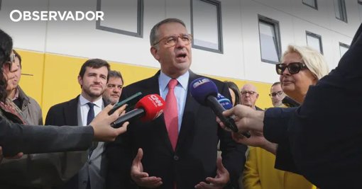 Transparência de Rendimentos e Atividades Profissionais no Centro do Escrutínio Presidencial