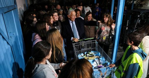 Marcelo Rebelo de Sousa admite "frustração" com números da pobreza e promete voluntariado