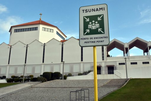 Município de Loulé testa sistema de alerta de tsunami em Quarteira