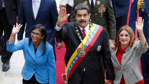 Delcy Rodríguez asume la presidencia interina de Venezuela con respaldo militar