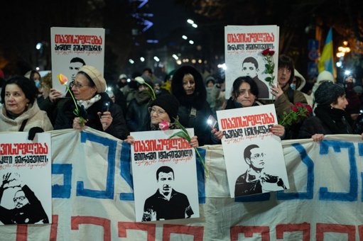 Le Parlement européen décerne le prix Sakharov 2025 à deux journalistes emprisonnés