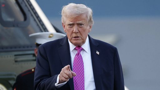 Tensão com o Brasil aumenta com sanções, mas Trump anuncia encontro com Lula