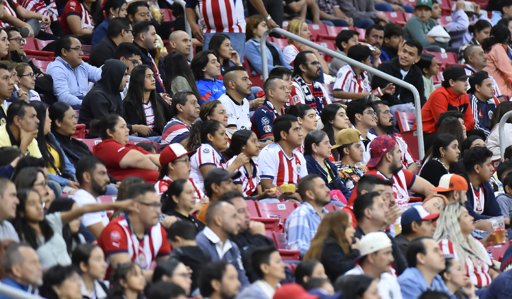 Chivas se prepara para la Liguilla contra Cruz Azul con equipo completo y el apoyo de su afición
