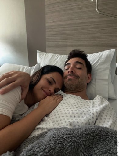 Omar Chaparro es operado de emergencia y lo comunica desde el hospital