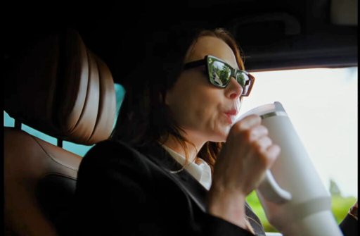 Novo filme de Yorgos Lanthimos, “Bugonia”, terá antestreia no Tribeca Festival Lisboa