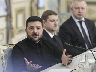 L'Ukraine ouverte aux négociations de paix mais refuse toute concession territoriale