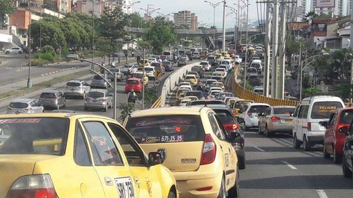 Autoridades intensifican el cobro coactivo a deudores de impuestos