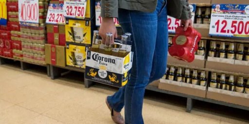 Reforma tributaria detalla alzas en licores, ganancias ocasionales y juegos de azar