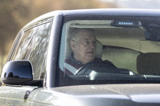 La déchéance du Prince Andrew : renonciation aux titres et nouvelles enquêtes