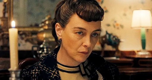 Nova Série da Netflix 'Monstro: A História de Ed Gein' é Arrasada pela Crítica por Invenções