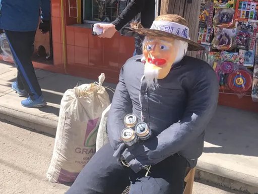 La Quema del 'Año Viejo': Entre la Sátira Política y la Purificación Ritual