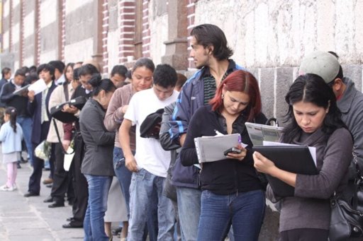 Bogotá Registra Tasa de Desempleo Históricamente Baja del 7,7%