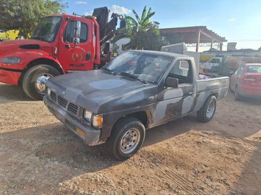 Aseguran dos camionetas con números de serie alterados en Aguascalientes