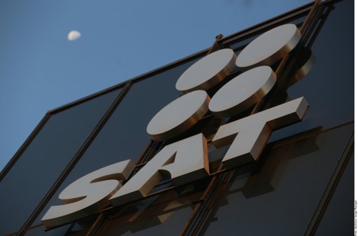 Reforma al Código Fiscal Permitirá al SAT Vigilar Plataformas Digitales en Tiempo Real