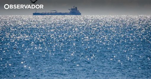 Suspeita-se que "frota fantasma" russa sirva de base para lançamento de drones na Europa