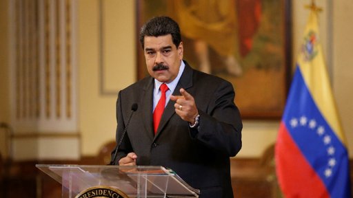 Doble Estrategia de EE.

UU. hacia Venezuela: Presión Militar y Posible Diálogo