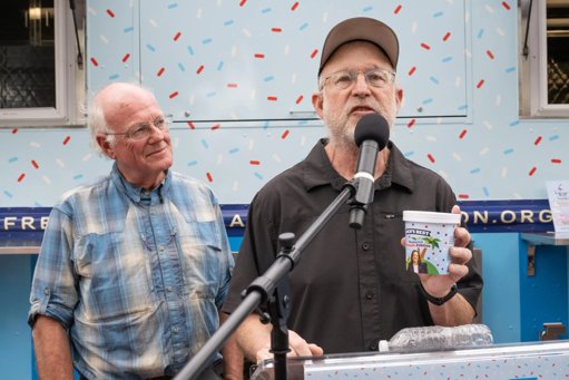 Conflito na Ben & Jerry's: cofundador abandona empresa e acusa Unilever de silenciar ativismo