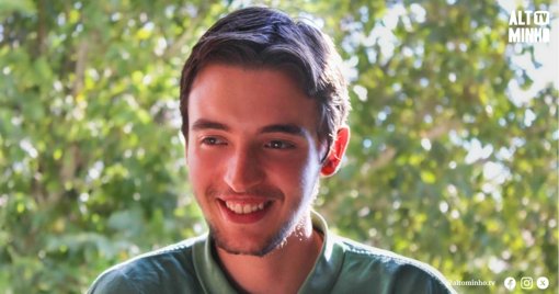 Jovem de Viana do Castelo Inspira ao Entrar em Educação Básica com a Média Mais Alta do País