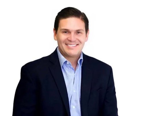 Juan Carlos Pinzón oficializa su candidatura presidencial para 2026