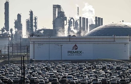 México Emite 5,000 Millones de Euros en Bonos para Apoyar a Pemex