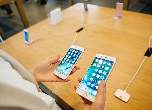 Usuarios de iPhone reportan un severo drenaje de batería tras actualizar a iOS 26