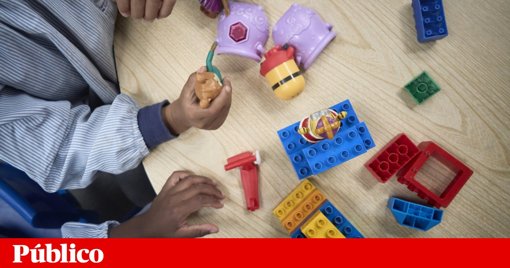 Mediadores para Alunos Estrangeiros Confrontados com Falta de Tempo e Orientações Claras