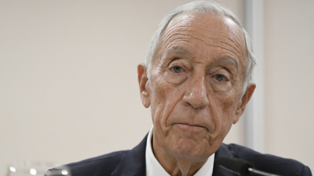 Crise dos Incêndios Testa Resposta do Governo e Gera Troca de Acusações Políticas