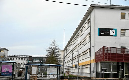 Vives réactions au lycée Jules-Lesven après l'agression d'un CPE
