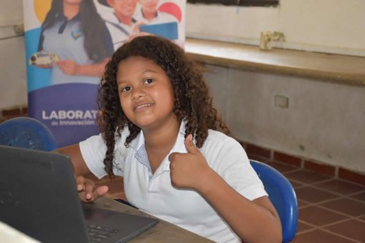 ETB alcanza el 99% de operación en Centros Digitales y consolida su rol en la conectividad rural de Colombia