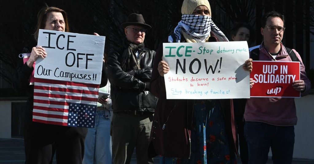Revogação de Vistos de Estudantes Estrangeiros