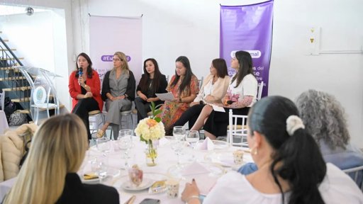 Mujeres políticas de Antioquia se reúnen para fortalecer su liderazgo y combatir la violencia de género