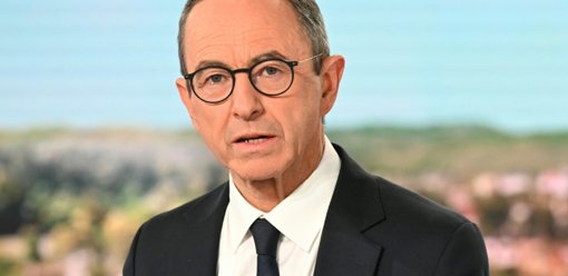 Les Républicains, divisés et au cœur de la chute du gouvernement