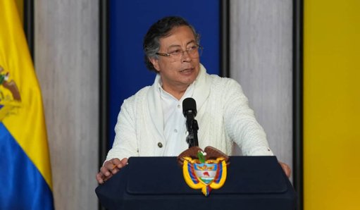 Histórico aumento del salario mínimo del 23 % sacude la economía colombiana