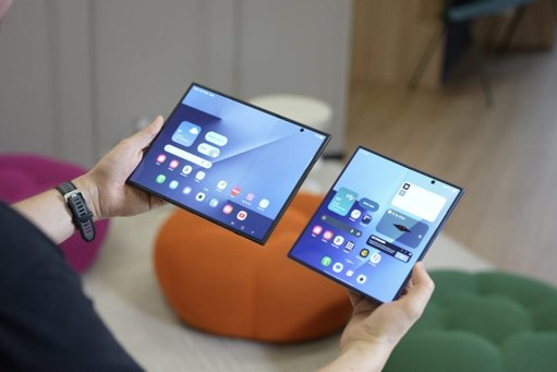 Samsung Galaxy Z TriFold : le smartphone pliant à trois volets est un succès