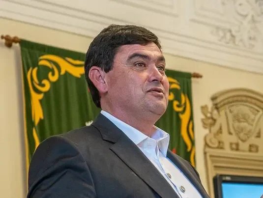 Pescadores da Figueira da Foz Unem-se para Adquirir Meio Aéreo de Combate a Incêndios