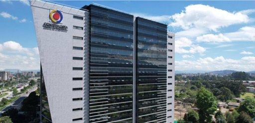 Contraloría advierte sobre posible colapso del sistema de salud en 2026