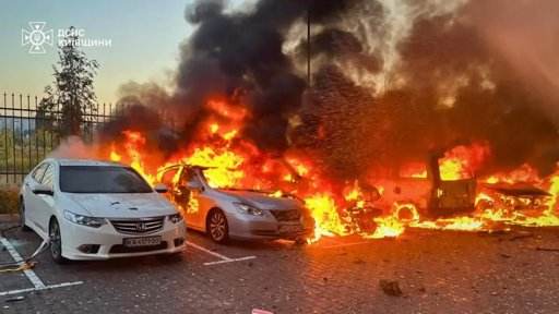 Guerra en Ucrania: Ataques Masivos y Adoctrinamiento de Menores