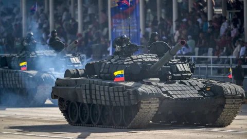 Capacidad Militar de Venezuela: Entre el Arsenal Ruso y las Limitaciones de la Crisis