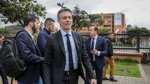 Candidatura de Daniel Quintero queda en un limbo jurídico y administrativo