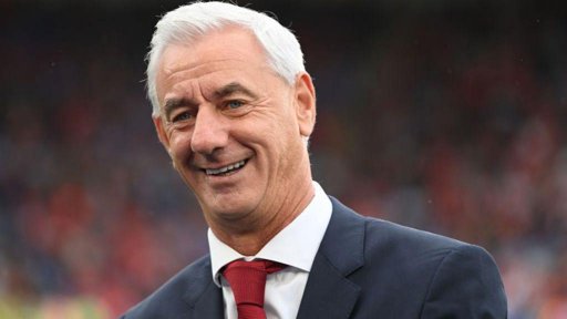 Lenda do Liverpool, Ian Rush, Hospitalizado Após Susto nos Cuidados Intensivos